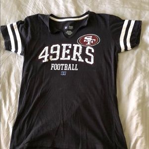 Women’s 49ers v neck t shirt